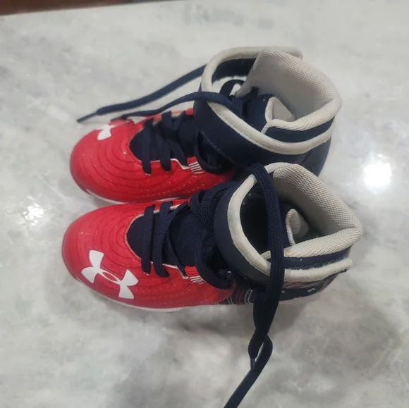 Under Armour Youth High Top Cleats 1K - Picture 2 of 10
